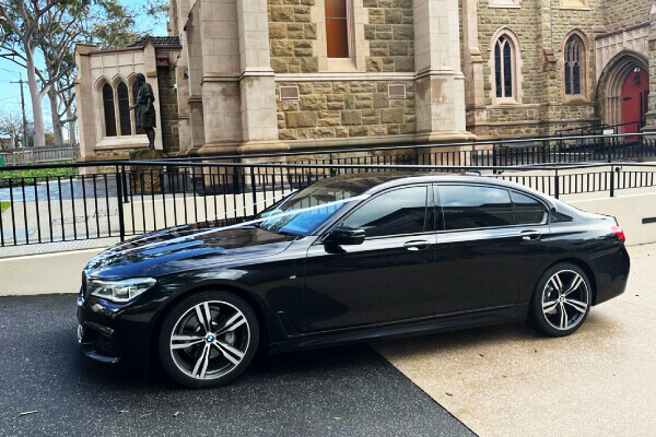 Limo Melbourne Luxury Sedan